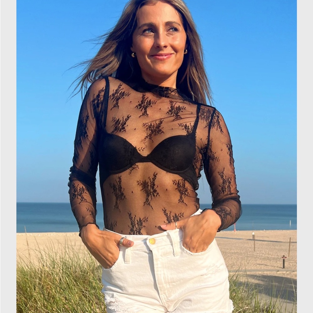 Trendy Long sleeve mock neck sheer lace floral top